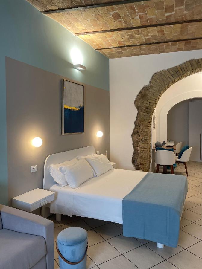 Barbarossa Sea Room Termoli Ngoại thất bức ảnh